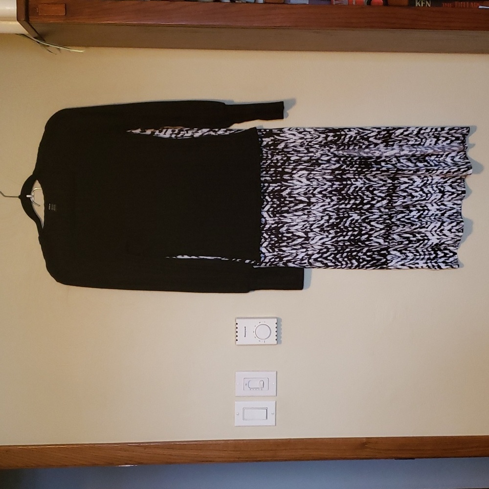 EUC Unbranded Skirt and NWOT Shein Top Bundle, Size XS and Small